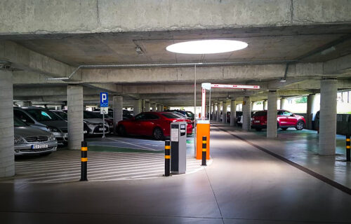 Na zdjęciu widoczny jest parking Miejskie Centrum Integracji Transportu